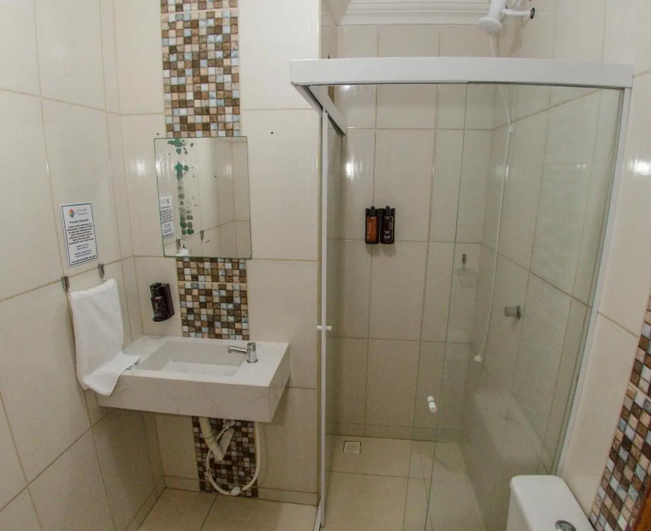 Hotel Pousada 4 Estacoes Penha