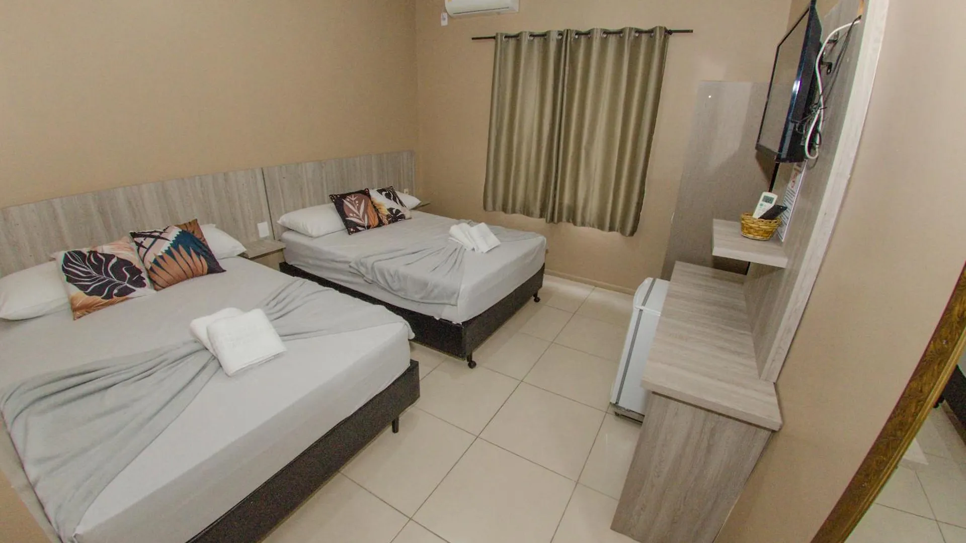 Pousada 4 Estacoes Penha  Hotel